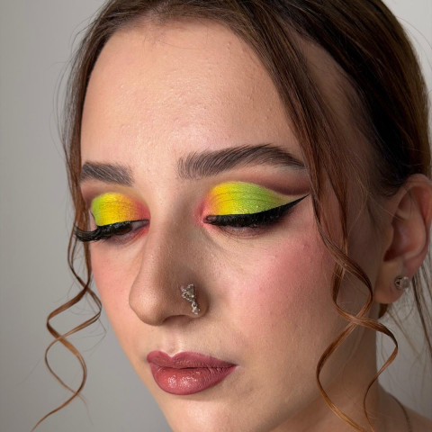 Professional Make-up